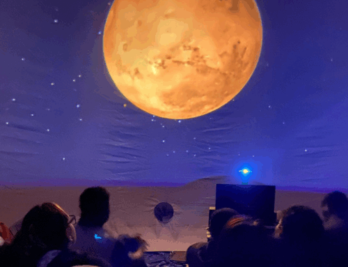 Primeiro planetário do mundo completa 100 anos; Brasil tem mais de 100 equipamentos desse tipo