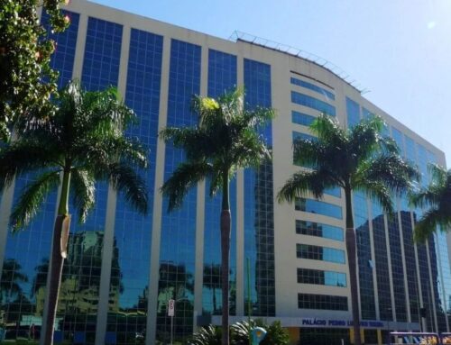 Caiado antecipa pagamento dos servidores estaduais em celebração ao Dia do Servidor