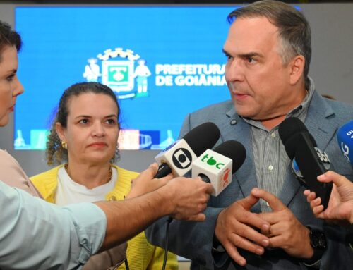 Servidores da educação da capital receberão bônus de até R$ 10 mil