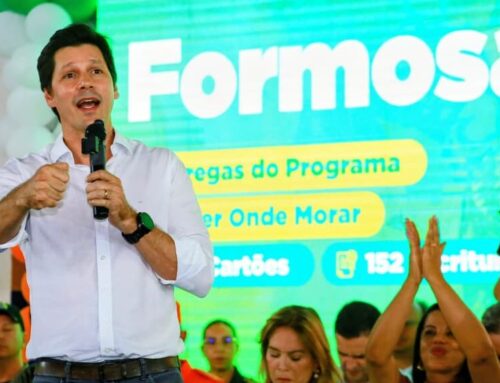 Daniel Vilela entrega de 767 novos benefícios habitacionais em Formosa