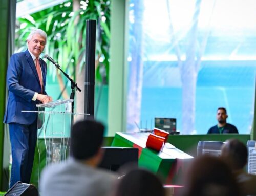 Governador recebe lideranças evangélicas e diz que igrejas promovem melhoria na qualidade de vida dos goianos