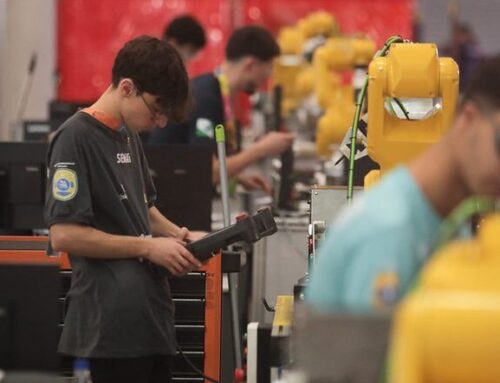 Emprego assalariado traz melhor rendimento que trabalho autônomo, aponta Banco Mundial