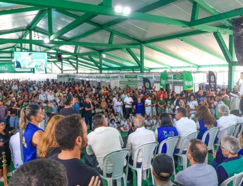Caiado, Gracinha e Daniel levam benefícios do Goiás Social ao Nordeste goiano