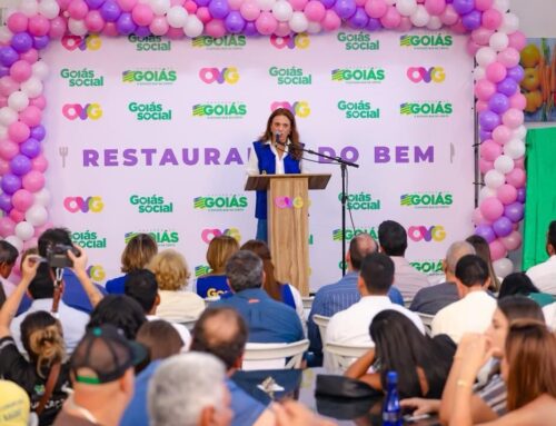 Gracinha Caiado inaugura primeiro Restaurante do Bem em Trindade
