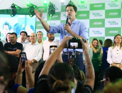 “Nosso governo está próximo das pessoas e transforma a vida de quem mais precisa”, afirma Daniel Vilela em Trindade
