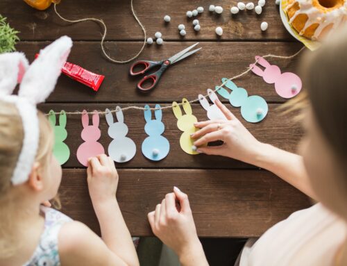 Brincadeiras, oficinas e distribuição de ovos de chocolate marcam programação infantil no Shopping Estação Goiânia, nesta quinta