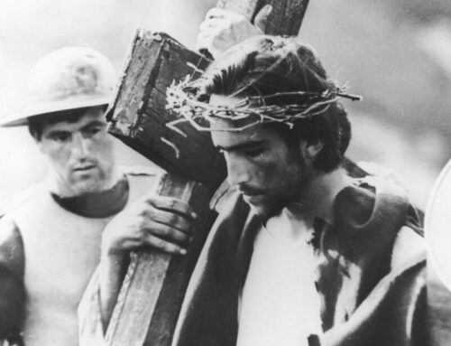 Cine Cultura renova programação com estreias e clássico da Paixão de Cristo