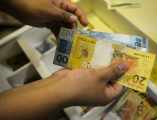 Salário Mínimo pode chegar a  R$ 1.717 em 2027