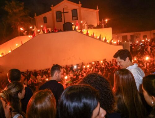 Governador Daniel Vilela inaugura obras, participa de procissão e anuncia investimentos na cidade de Goiás