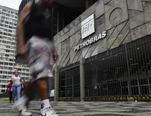 Petrobras reajusta preço do querosene de aviação em 55%