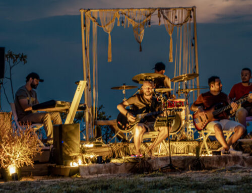Chapada dos Veadeiros recebe edição “Fogo & Viola” do Viva Pôr do Sol & Brasa