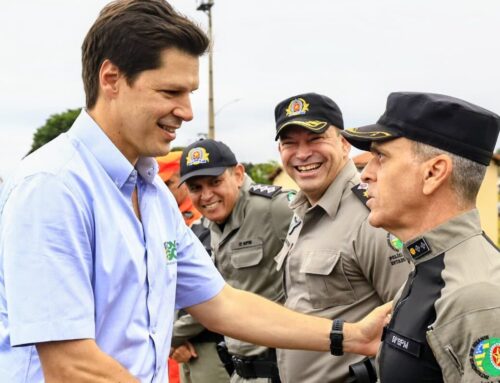“A mão do governo continuará forte contra o crime”, diz Daniel Vilela durante entregas para segurança pública