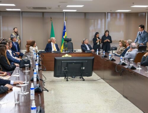 Daniel Vilela destaca relação de respeito entre Executivo e Judiciário durante posse de vice-presidente do TJGO