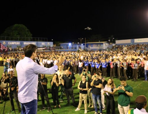 Daniel Vilela destaca importância do esporte na formação dos jovens na abertura de jogos internos de colégios militares