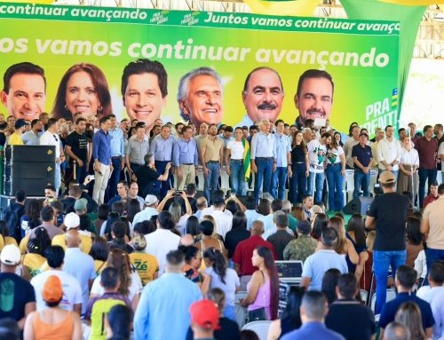 Daniel Vilela reúne 22 prefeitos do Nordeste goiano e 2 mil pessoas em Campos Belos