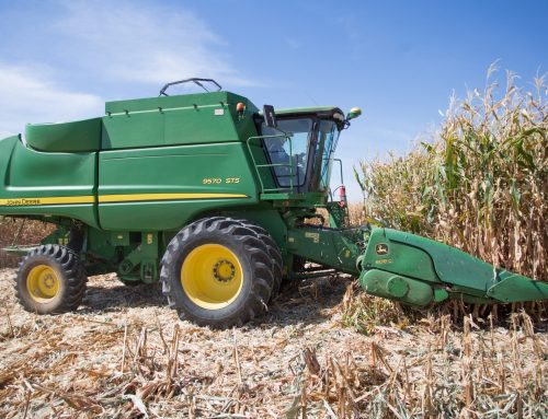 Lei que estende incentivo fiscal a fabricantes de máquinas agrícolas entra em vigor