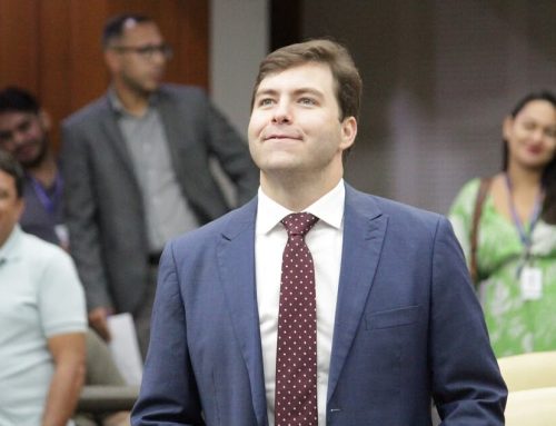 Kitão aparece entre os nomes mais citados para deputado estadual. Romário lidera pesquisa
