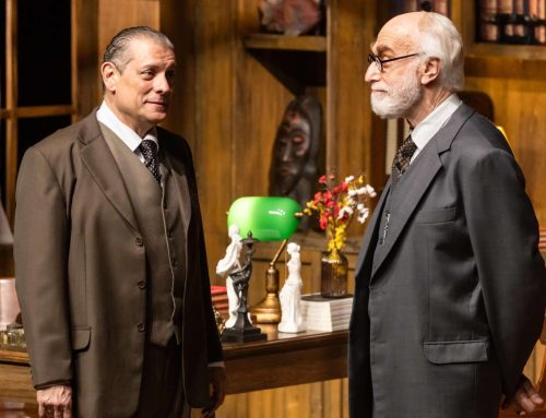 Espetáculo “A Última Sessão de Freud” ganha nova temporada em Goiânia