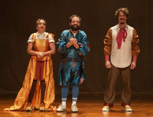 Gregório Duvivier apresenta em Goiânia a comédia premiada “O Céu da Língua”