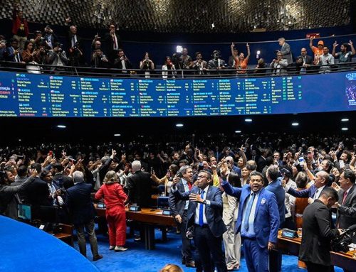 Senado aprova fim da escala 6×1 e redução da jornada de trabalho